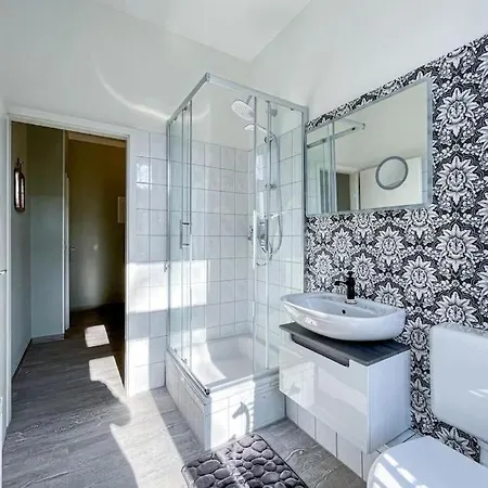 Homestayplus Schwerin Διαμέρισμα Σβερίν